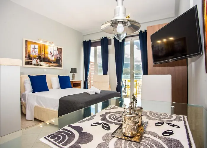 Xenia Ionis Luxury Aparthotel