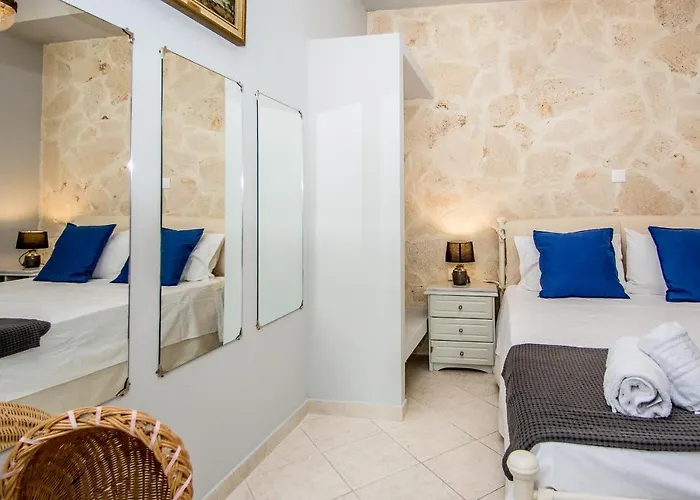 Aparthotel Xenia Ionis Luxury