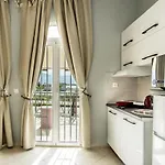 Ξενοδοχείο με διαμερίσματα Xenia Ionis Luxury