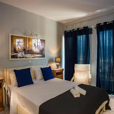 Hotel apartamentowy Xenia Ionis Luxury