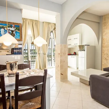 Xenia Ionis Luxury מלון דירות *