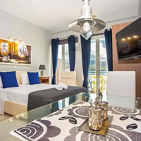 Xenia Ionis Luxury Апарт-отель