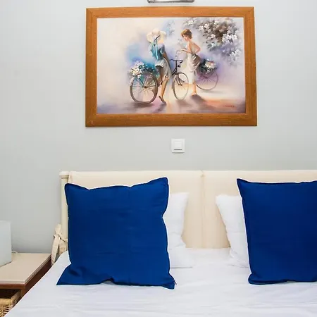 Xenia Ionis Luxury 3*
