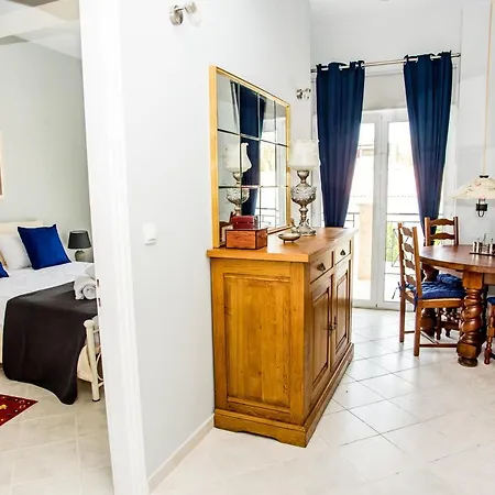 Xenia Ionis Luxury Apart Otel