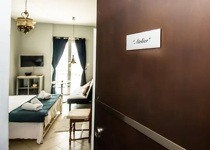 Xenia Ionis Luxury Aparthotel 3*
