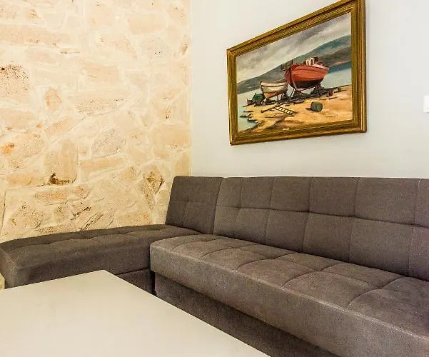 Xenia Ionis Luxury Aparthotel 3*
