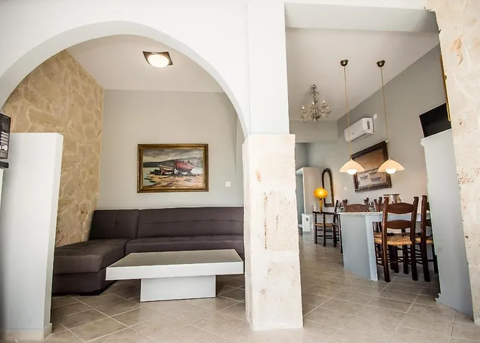 Aparthotel Xenia Ionis Luxury