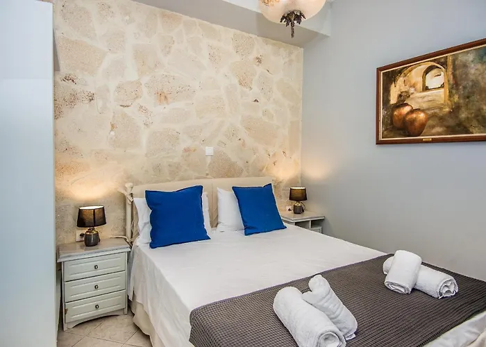 Xenia Ionis Luxury